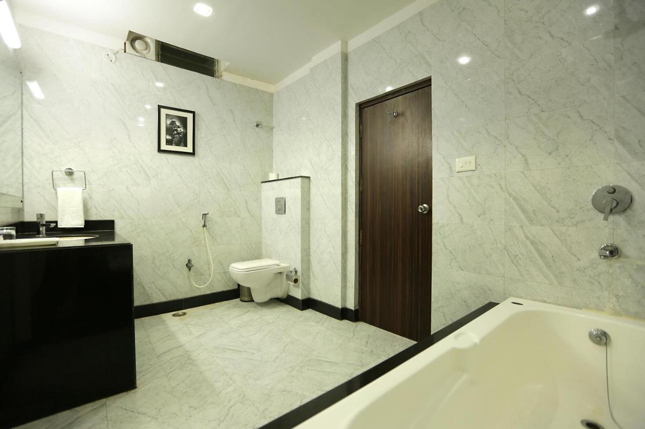 Hotel Premiere Villa Bénarès Extérieur photo